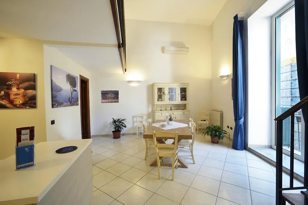 Italia Apartment Naples 0*,